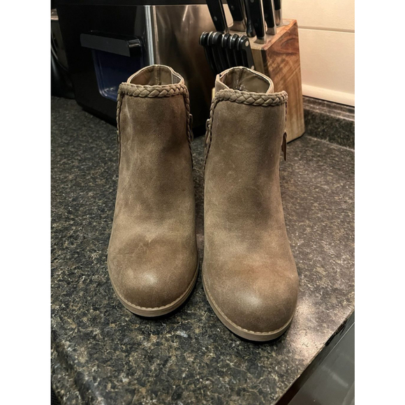 New Torrid Braided Cone Heel Bootie (WW) - Picture 9 of 10